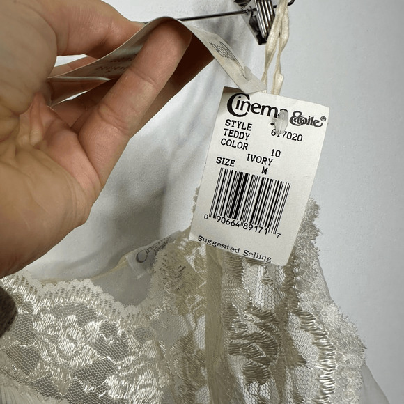 VTG CINEMA ETOILE lace high leg semi sheer teddy cream sissy womens medium M NWT - Picture 6 of 8